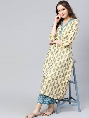 Women Beige & Blue Printed Kurta with Palazzos 6