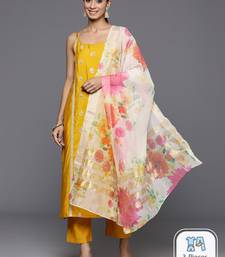 Ethnic Motifs Embroidered Regular Thread Work Kurta With Trousers & Dupatta