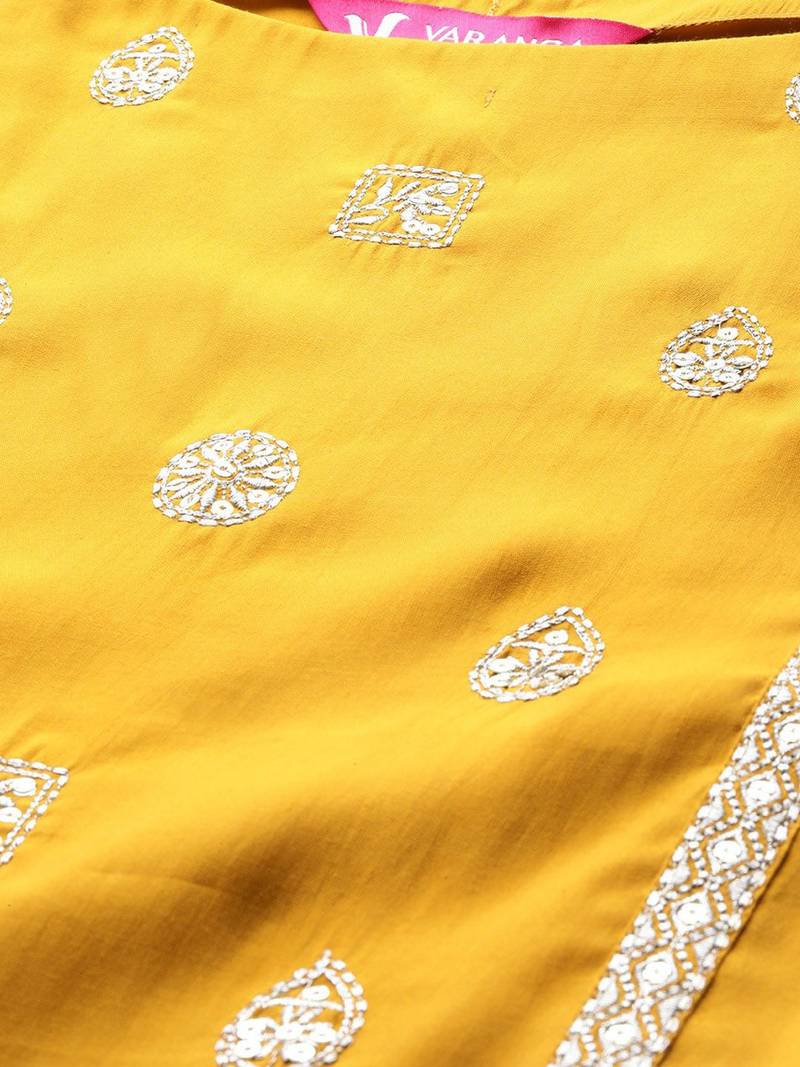 Ethnic Motifs Embroidered Regular Thread Work Kurta With Trousers & Dupatta