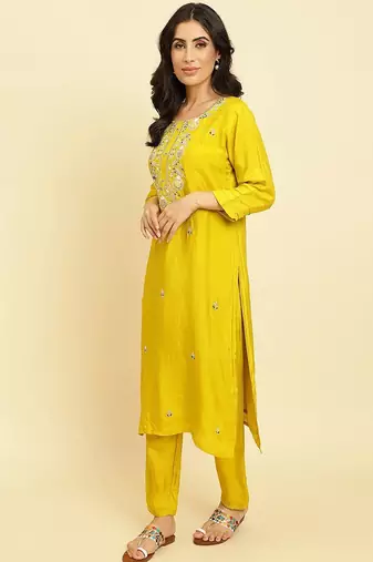 Floral Embroidered Regular Kurta with Trousers & Dupatta