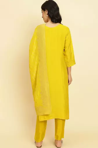 Floral Embroidered Regular Kurta with Trousers & Dupatta