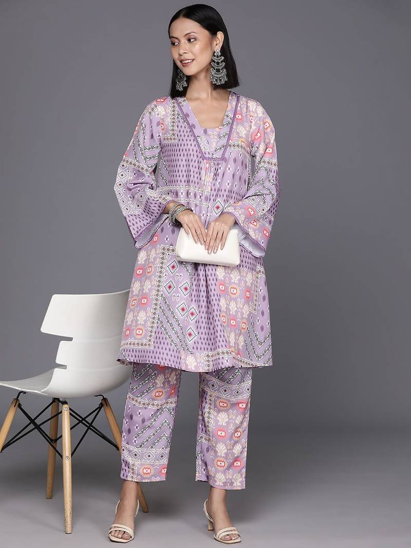 Ethnic Motifs Printed Regular Kurta with Trousers