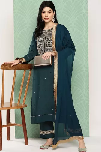Women Floral Yoke Design Regular Kurta with Trousers & With Dupatta