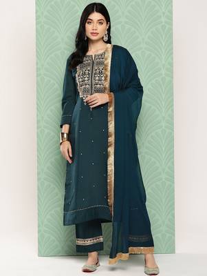 Women Floral Yoke Design Regular Kurta with Trousers & With Dupatta 2