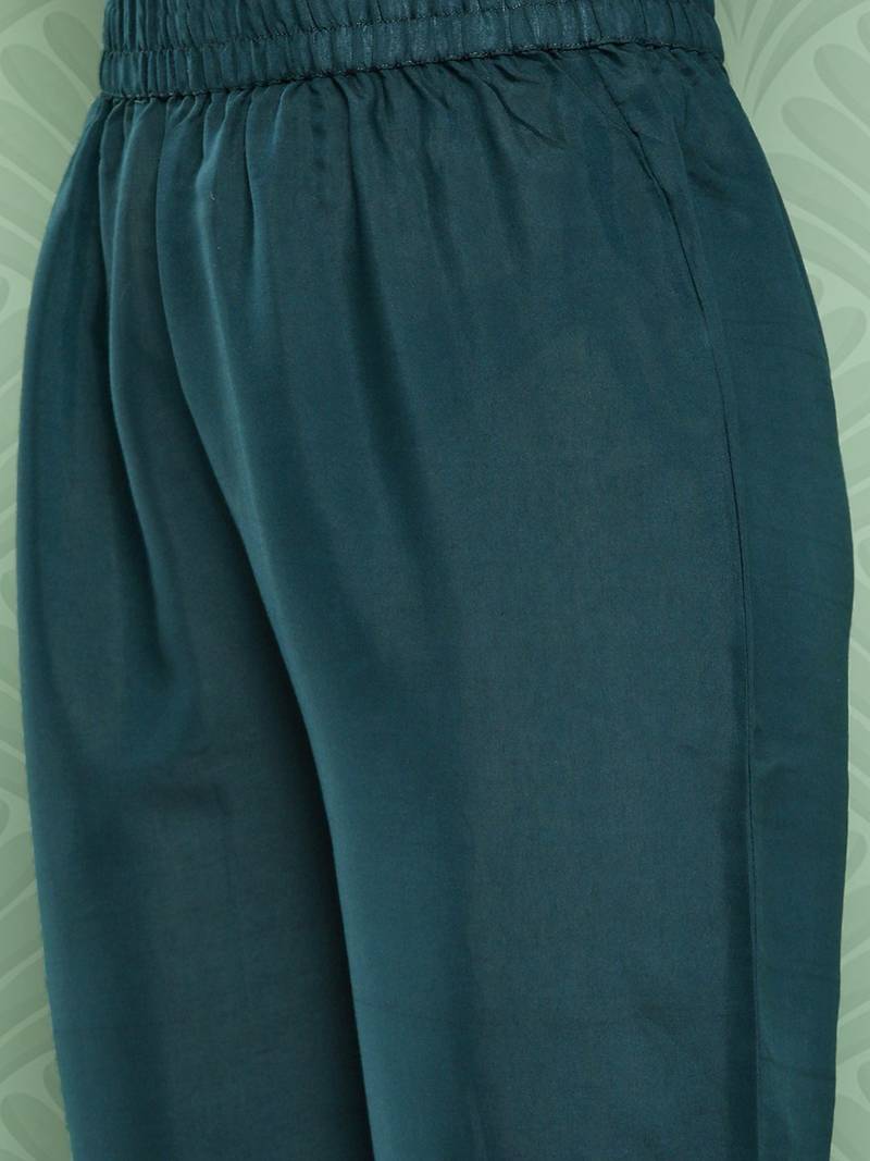Women Floral Yoke Design Regular Kurta with Trousers & With Dupatta