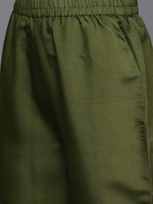 Floral Embroidered Regular Kurta with Trousers & With Dupatta 4