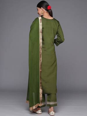Floral Embroidered Regular Kurta with Trousers & With Dupatta 7