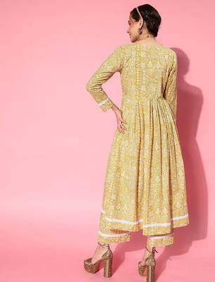 Women Ethnic Motifs Printed Empire Pure Cotton Kurta with Trousers 5