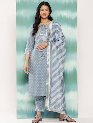 Women Bandhani Printed Regular Sequinned Kurta with Trousers & With Dupatta 3