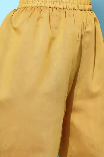 Women Mustard Yellow Ethnic Motifs Embroidered Sequinned Kurta Set