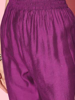 Women Striped Silk Blend New Age Kaftan Kurta Set 6