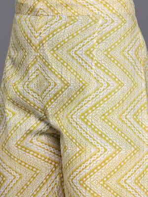 Women Lime Green & Off White Printed Pure Cotton Kurta with Trousers & Dupatta 3