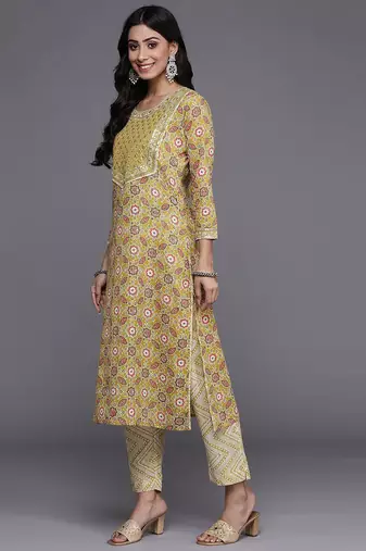 Women Lime Green & Off White Printed Pure Cotton Kurta with Trousers & Dupatta