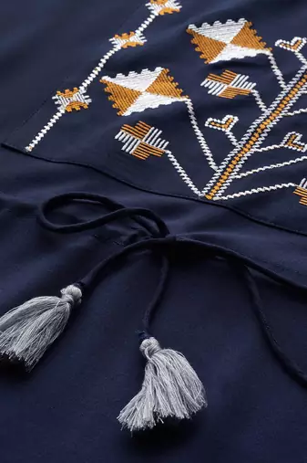 Women Navy Blue Yoke Design Thread Work Pure Cotton Kurta with Trousers