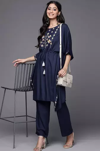 Women Navy Blue Yoke Design Thread Work Pure Cotton Kurta with Trousers