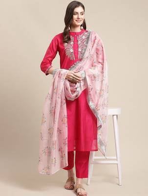 Women Magenta Floral Chanderi Silk Kurta with Trousers & With Dupatta 7