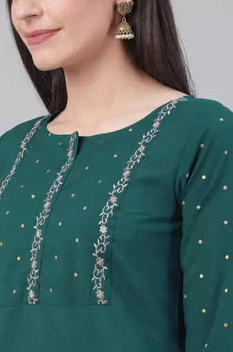 Women Green Floral Embroidered Kurta with Palazzos