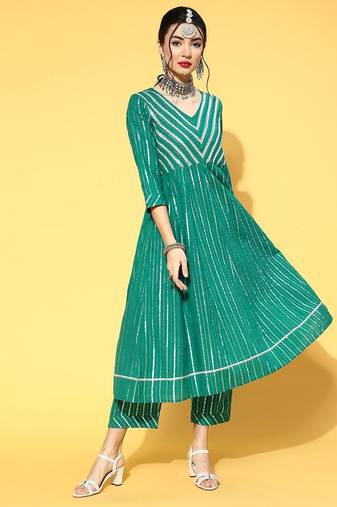 Women Green & Silver Striped Gotta Patti Kurta Set