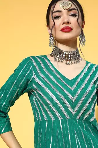 Women Green & Silver Striped Gotta Patti Kurta Set