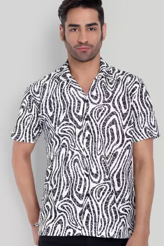 Black color smart cotton blended  designer printed graceful casual shirt