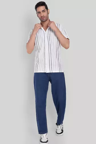 White color smart printed casual shirt for men