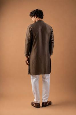 Smart heavy emnroidered viscose silk graceful kurta payjama 2
