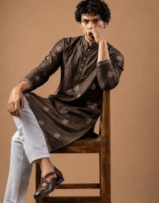 Smart heavy emnroidered viscose silk graceful kurta payjama 3