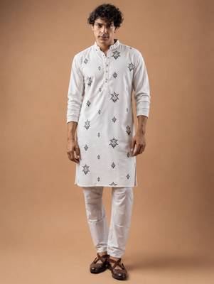 Smart heavy emnroidered viscose silk graceful kurta payjama 1