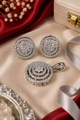 Rhodium floral cz pendant set