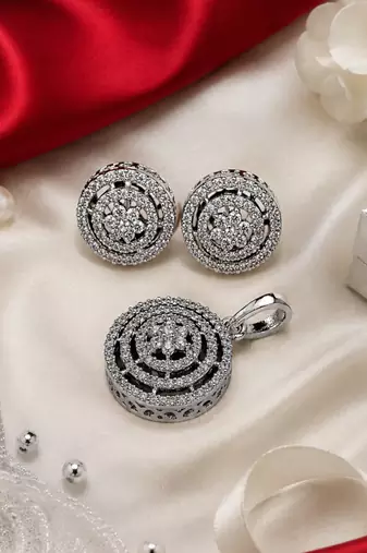 Rhodium floral cz pendant set