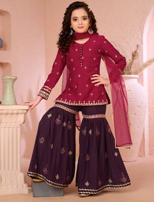 Pink embroidered cottonsilk straight  kids salwar suits 1