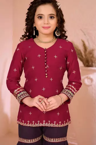 Pink embroidered cottonsilk straight  kids salwar suits