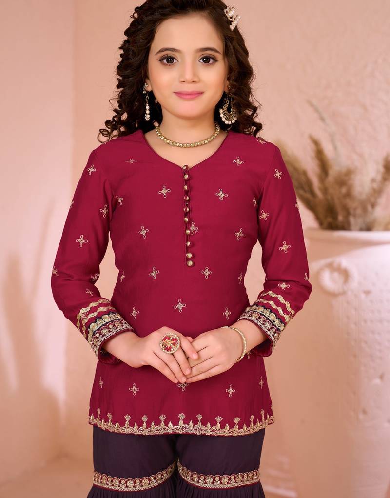 Pink embroidered cottonsilk straight  kids salwar suits