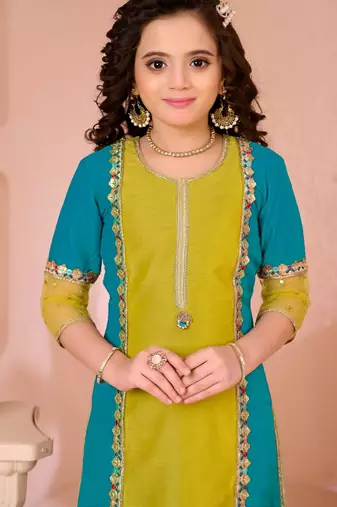Yellow embroidered cottonsilk straight  kids salwar suits