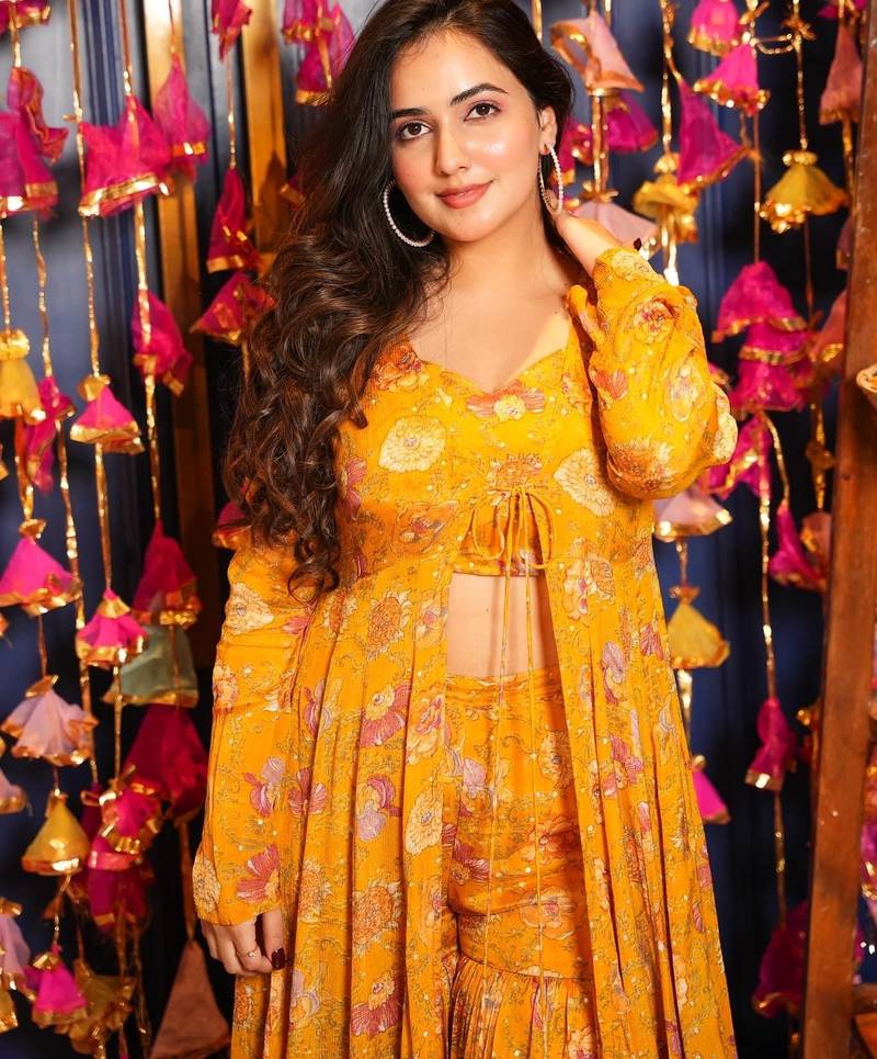 Digital print heavy chinon shrug sharara suit
