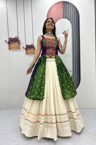 Green Color Bandhej Print Gamathi and Real Mirror Work Silk Blend Navratri Lahenga Choli