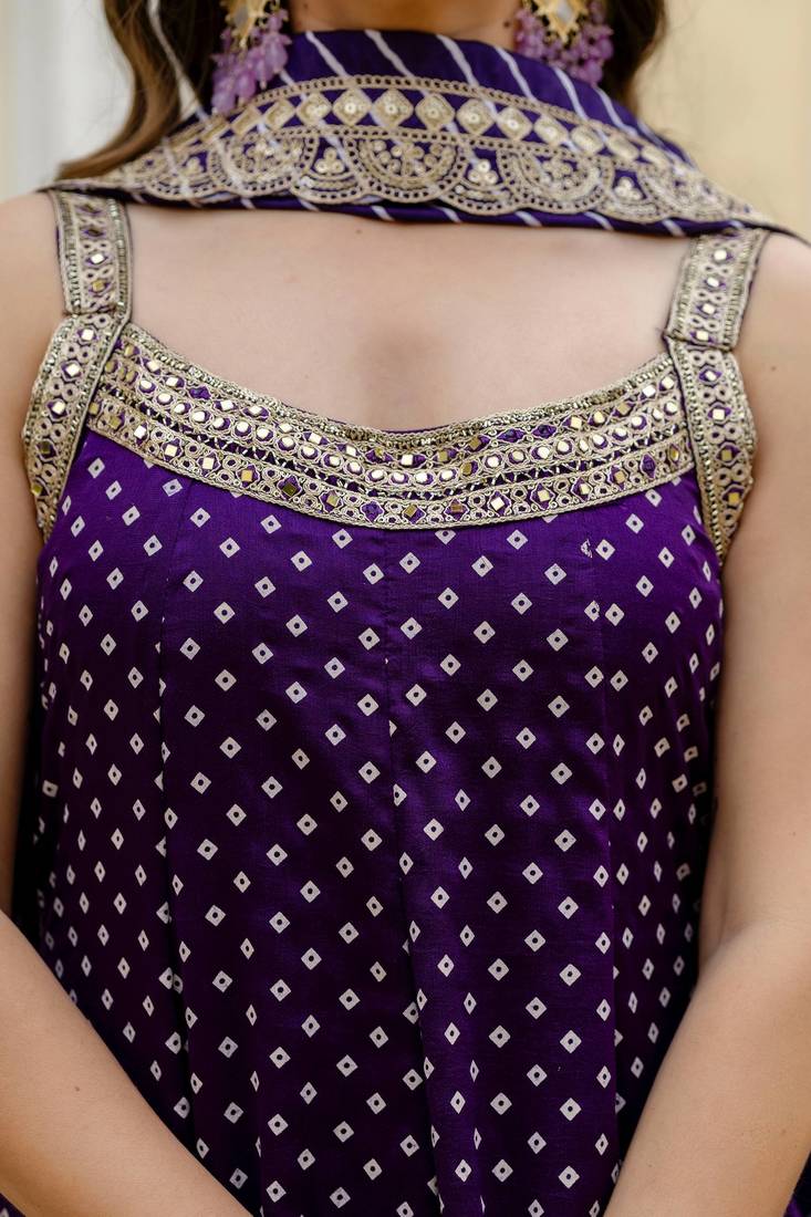 purple Color Embroidered and Mirror Work Silk Blend Salwar Suit 