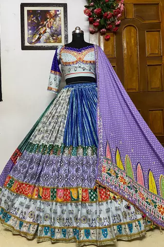 Purple Silk Navratri Lehnega Choli With Dupatta