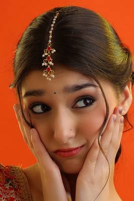 Ruby red teardrop pearl maang tikka 1