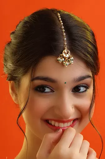 White polki kundan drop maang tikka