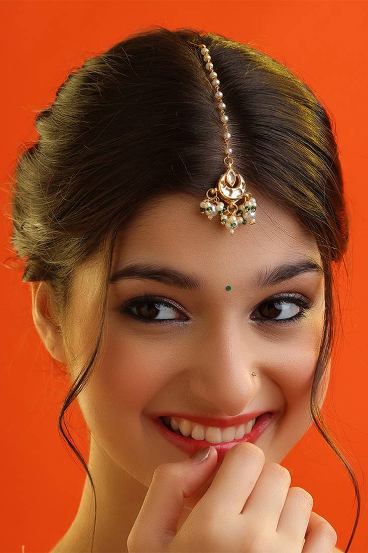 White polki kundan drop maang tikka
