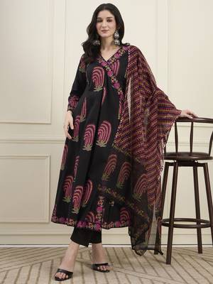 black cotton angrkha style kurta pant dupatta set 1