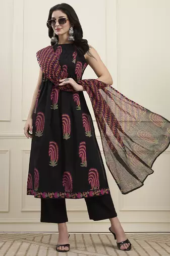 Yufta black cotton pintuck a line style kurta pant dupatta set