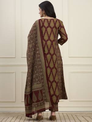 maroon cotton kalidaar style kurta pant dupatta set 3