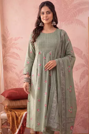 Yufta green cotton floral print anarkali kurta dupatta pant set