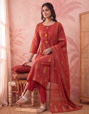 rust cotton kantha work sequins work anarkali kurta dupatta pant set 5