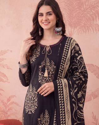 Yufta black straight pure cotton kantha work kurta trouser dupatta set 4