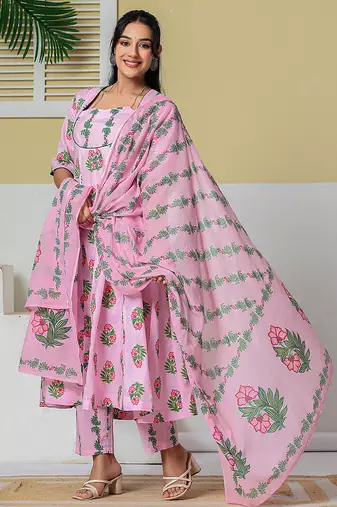 Yufta pink cotton kalidaar style kurta pant dupatta set