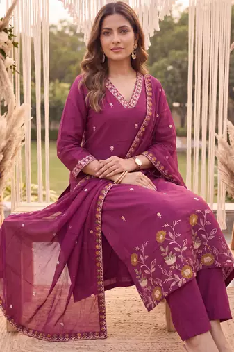 Yufta purple mal chanderi kurta dupatta pant set