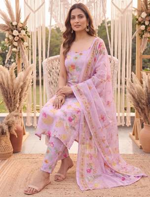pink printed slik blend kurta dupatta pant set 5